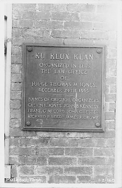 Plaque